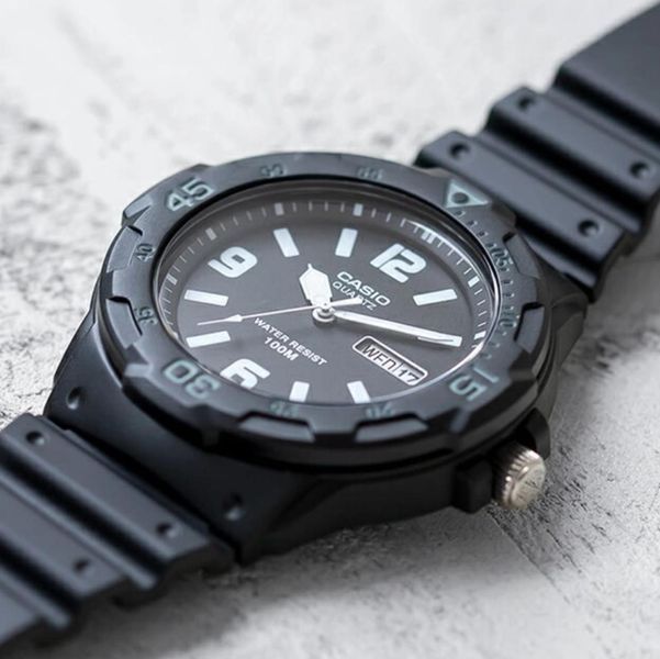 Мужские часы Casio MRW-200H-1B2 1141-0163 фото