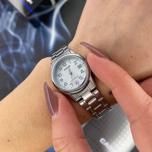 Жіночий годинник Casio LTP-V002D-2B 1141-0092 фото