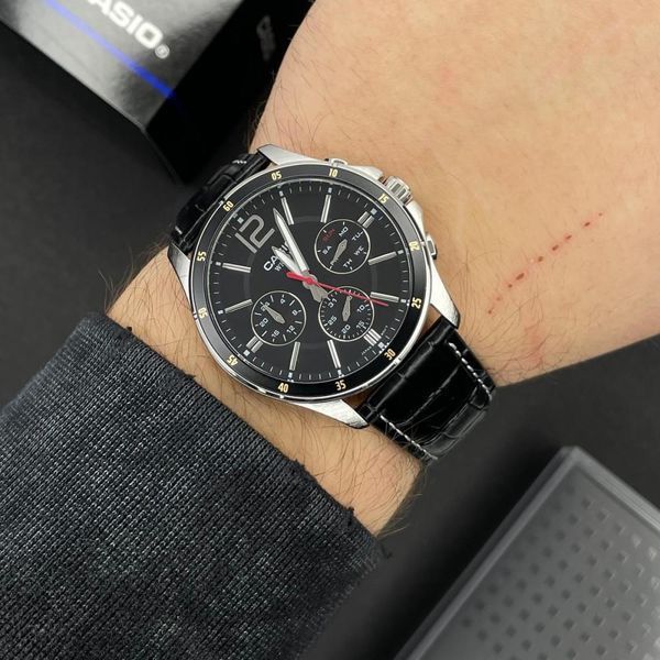 Чоловічий годинник Casio MTP-1374L-1A 1141-0053 фото