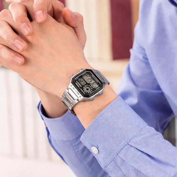 Чоловічий годинник Casio AE-1200WHD-1A 1141-0082 фото