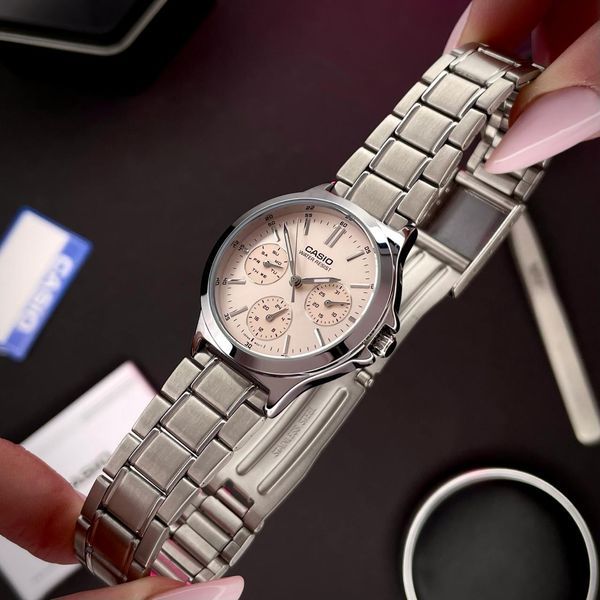 Жіночий годинник Casio LTP-V300D-4A 1141-0025 фото