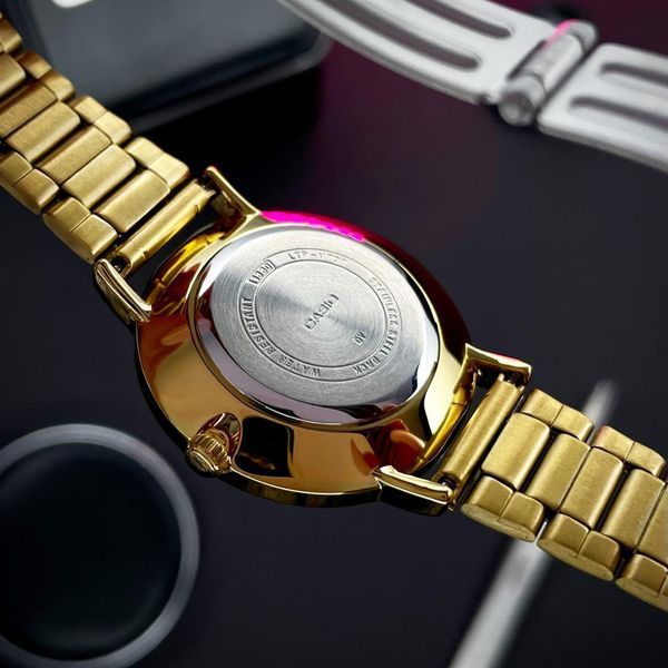 Жіночий годинник Casio LTP-VT01G-1B 1141-0100 фото