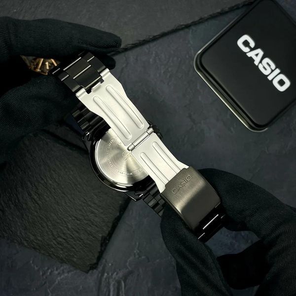 Чоловічий годинник Casio MTP-VD01B-1B 1141-0116 фото