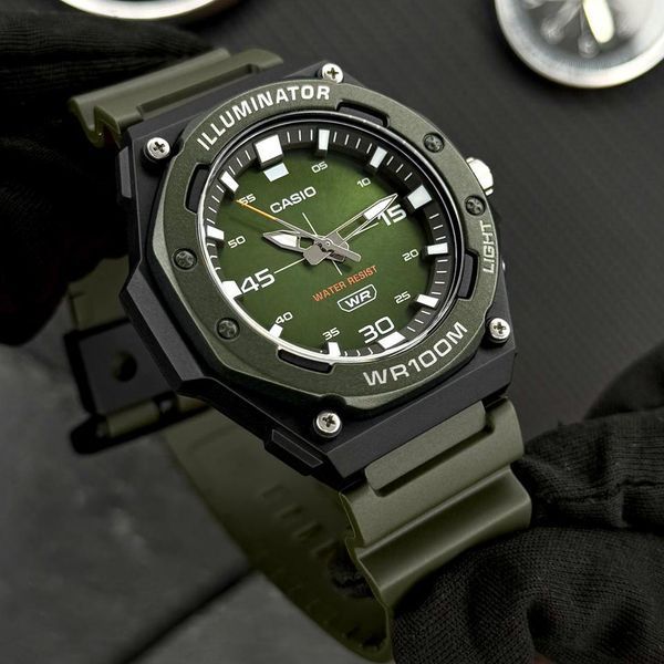 Чоловічий годинник Casio MW-620H-3A 1141-0454 фото
