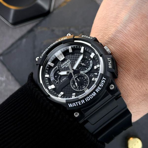 Чоловічий годинник Casio MCW-200H-1A 1141-0161 фото